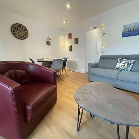 Appt 2 Pieces - Lr090-a301 * La Rochelle (Charente-Maritime)